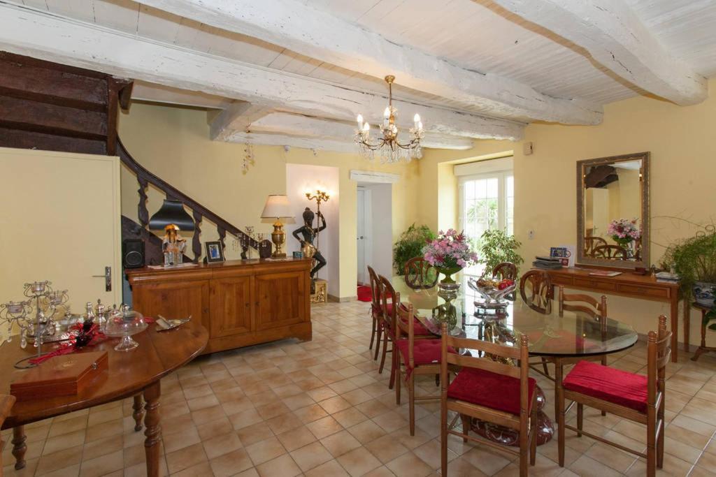 Chambres D'Hotes - Les Palmiers コルスル エクステリア 写真